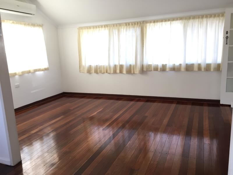 297 Berserker Street, Berserker QLD 4701